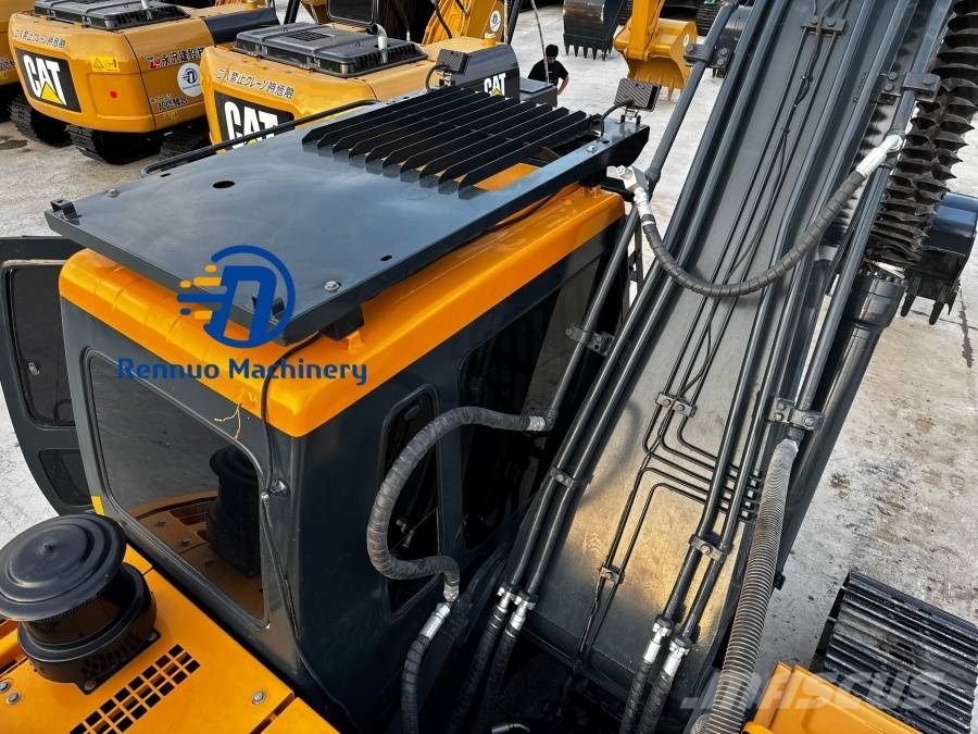 Hyundai R220LC-9S حفارات زحافة
