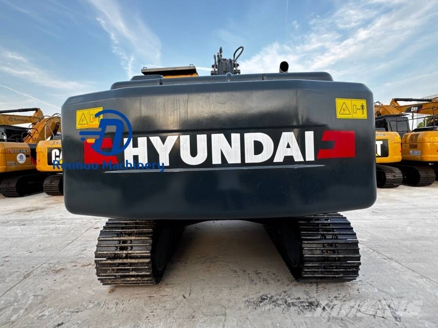 Hyundai R220LC-9S حفارات زحافة