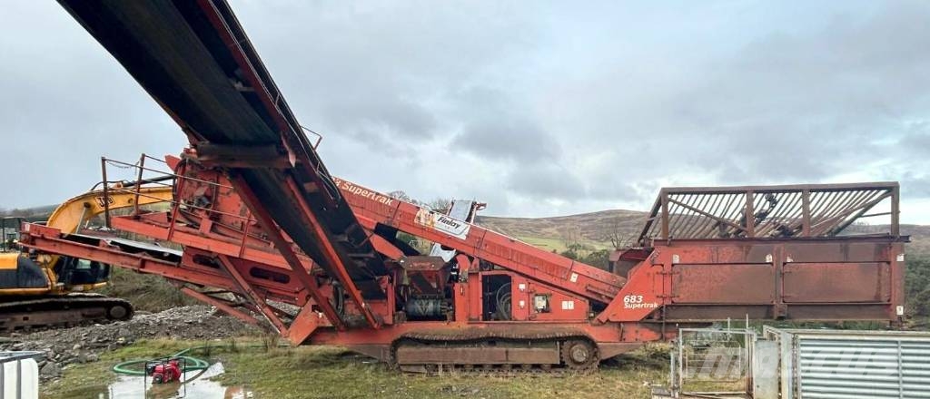 Terex Finlay 683 SUPERTRAK أجهزة فحص متنقلة