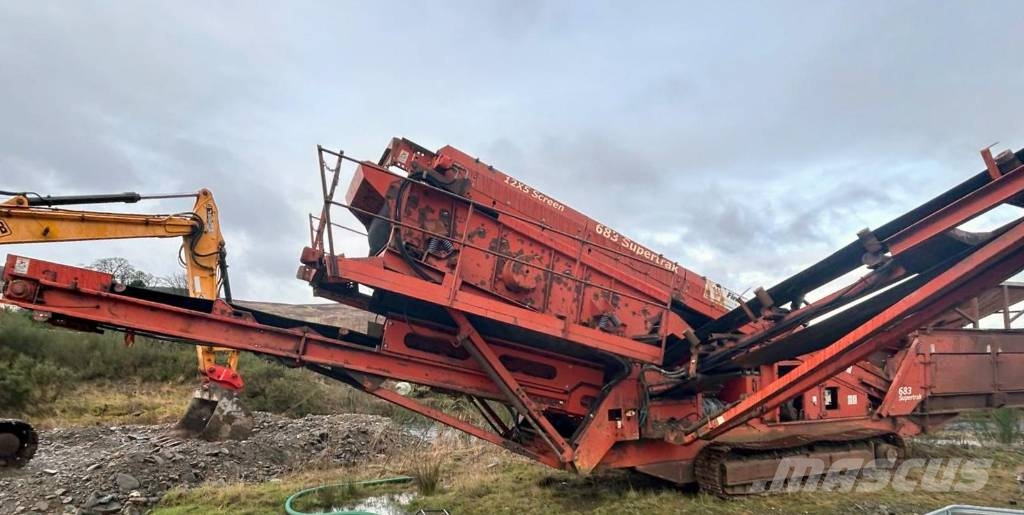 Terex Finlay 683 SUPERTRAK أجهزة فحص متنقلة