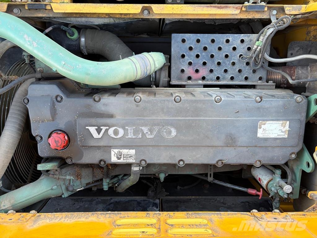Volvo EC460B LC Track Excavator 46T. Hammer Line CE Good Pelle sur chenilles