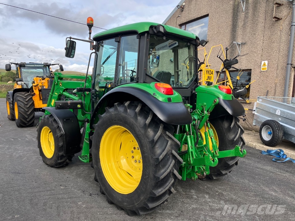 John Deere 6220 Tractors