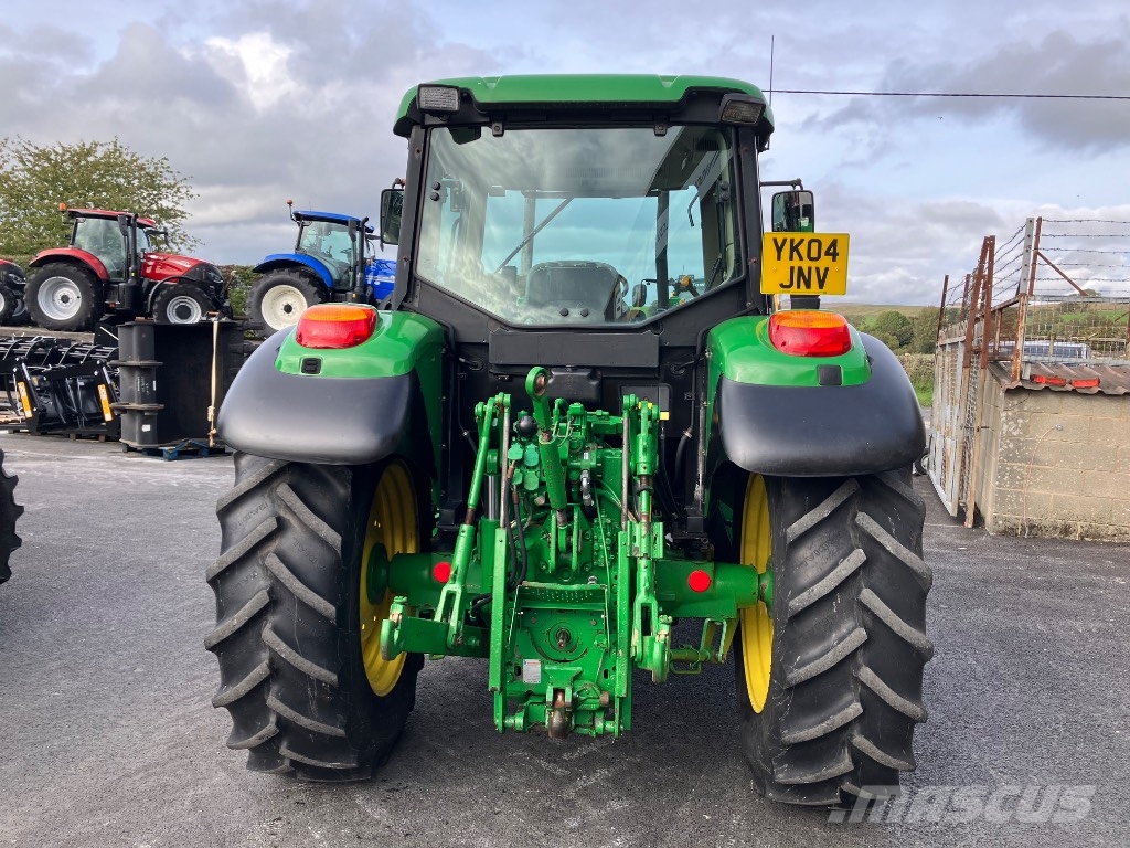 John Deere 6220 Tractors