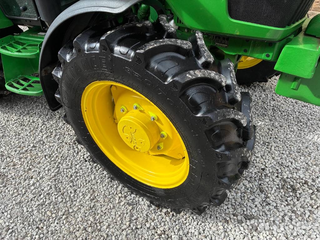 John Deere 5075E Tractors