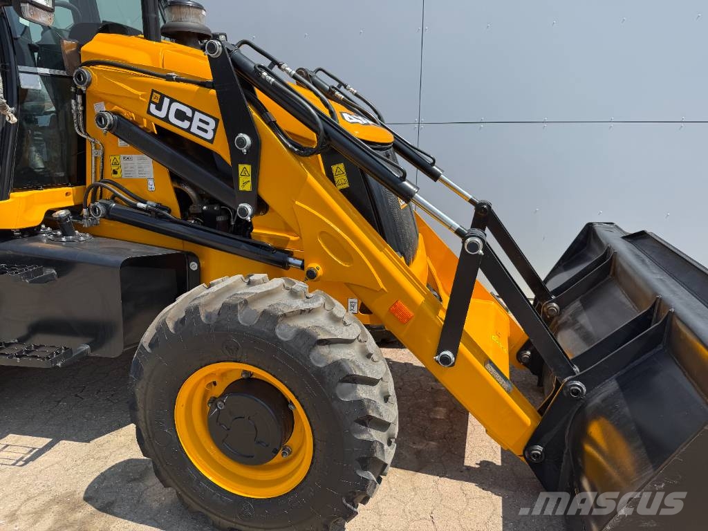 JCB 3DX / 3CX Plus 4WD - New / Unused/ Hammer Lines Buldoexcavatoare