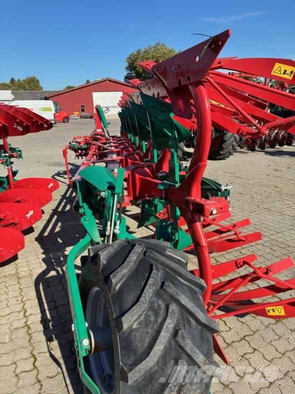 Kverneland 3300S Reversible ploughs