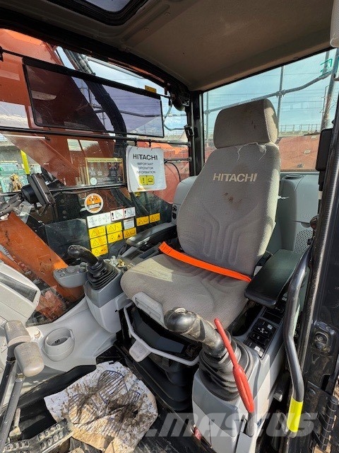 Hitachi ZX 225 US LC-6 Escavadeiras de esteiras
