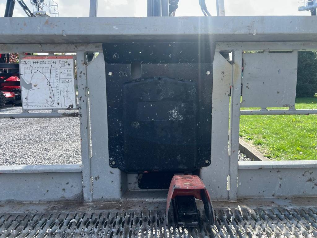 Manitou 280 TJ Teleskopske podizne platforme