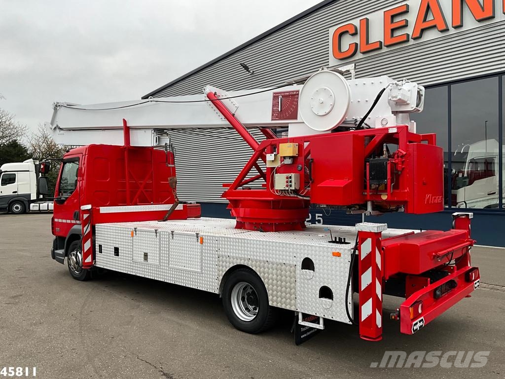DAF FA 45 CF 220 Klaas 34 meter Dachdeckerkran Teherautóra szerelt emelők és állványok