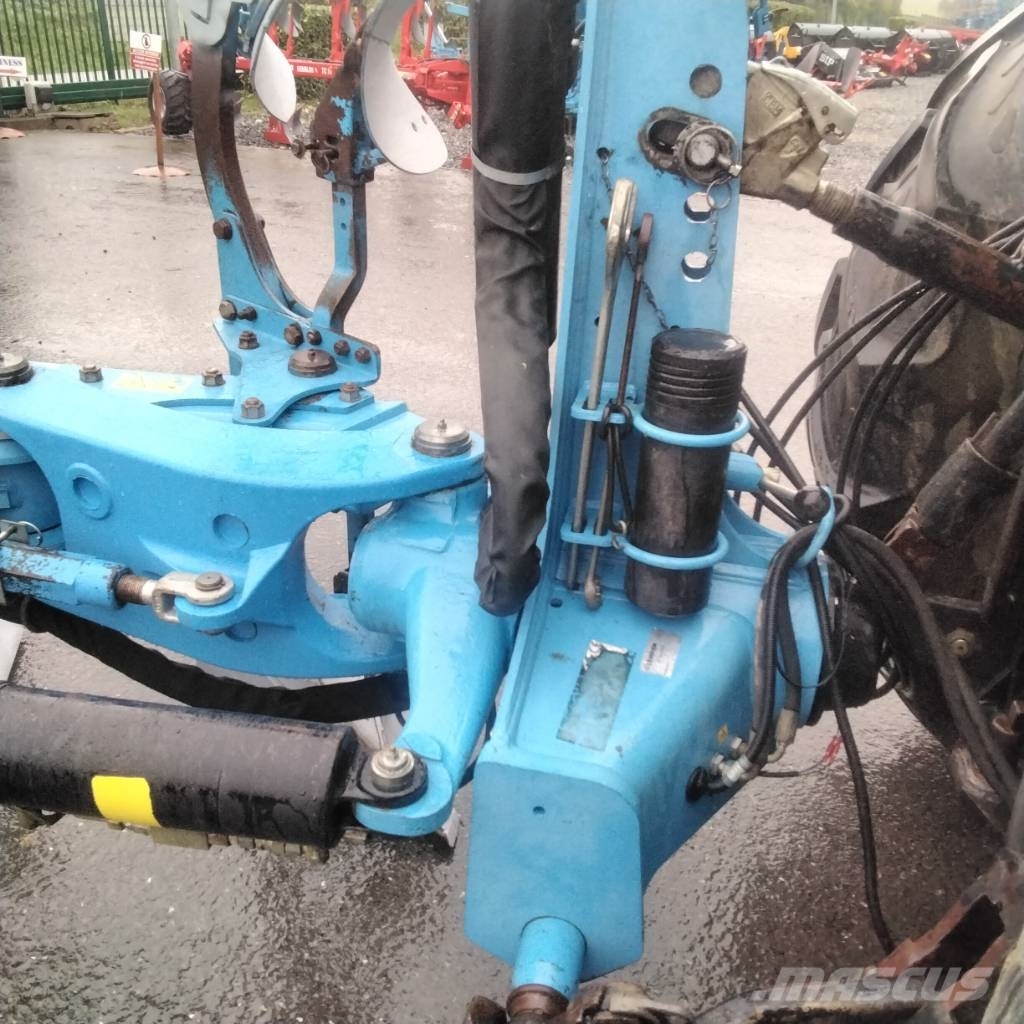 Lemken Juwel 8 Charruas reversíveis