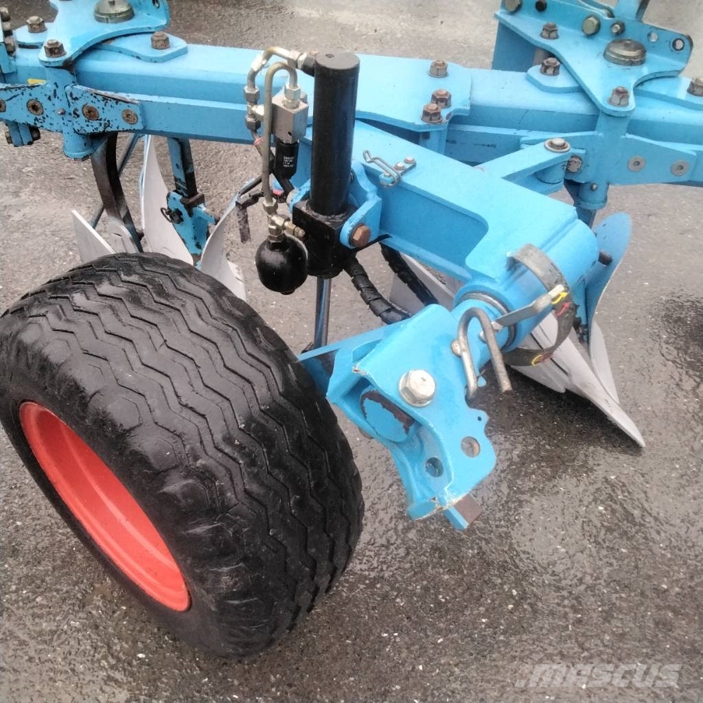 Lemken Juwel 8 Charruas reversíveis