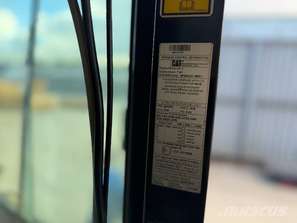 CAT 330F LN Rupsgraafmachines