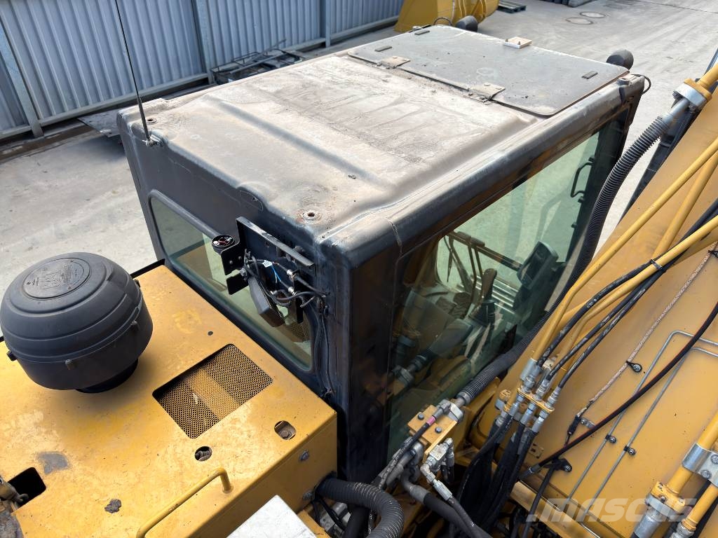 CAT 330F LN Rupsgraafmachines