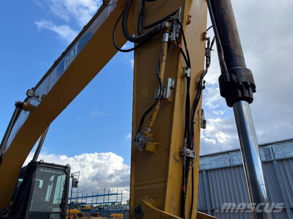 CAT 330F LN Rupsgraafmachines
