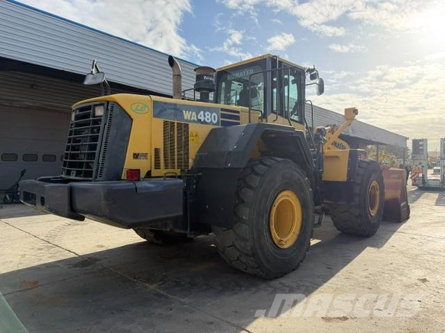 Komatsu WA 480 Chargeuse sur pneus