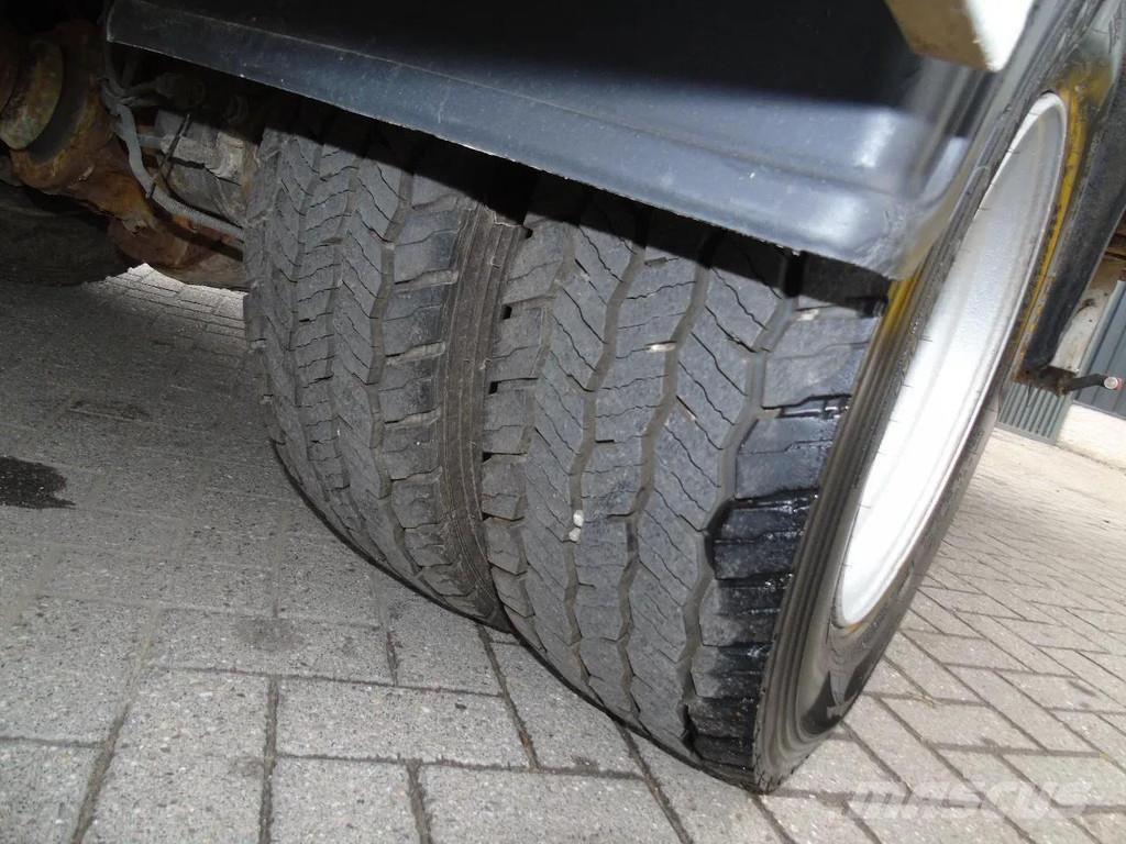 Volvo FL 240 + 12t + euro 5 + lift Kastenaufbau