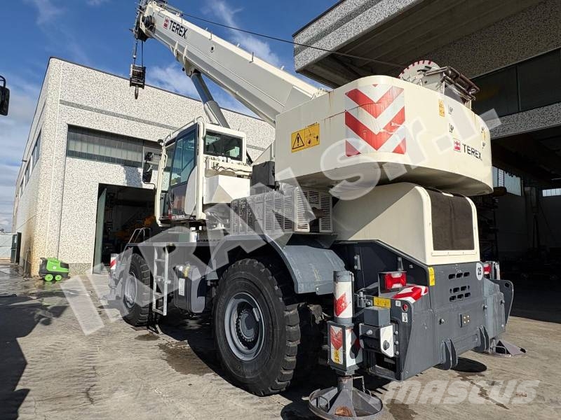 Terex RT1080L Macara teren accidentat