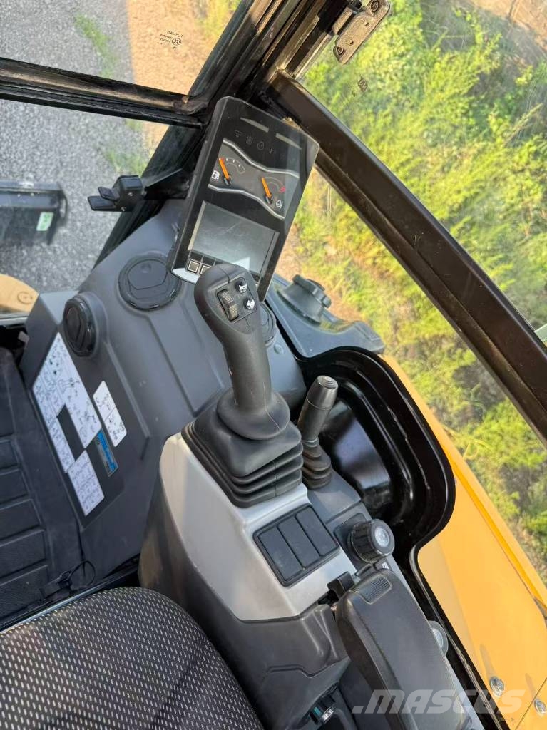 CAT 303.5 Mini bagri <7t