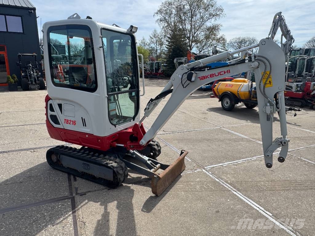 Takeuchi TB 216 Miniescavatori