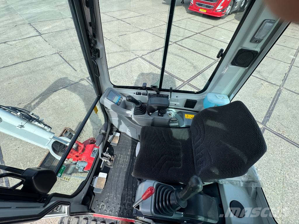 Takeuchi TB 216 Miniescavatori