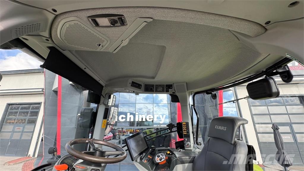 CLAAS Axion 870 Traktorid