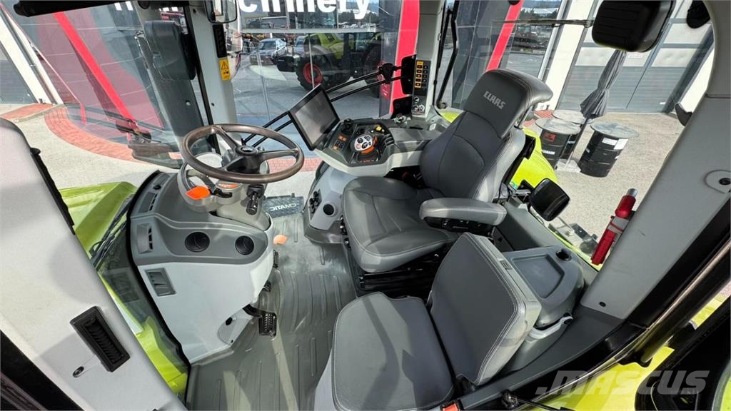 CLAAS Axion 870 Traktorid