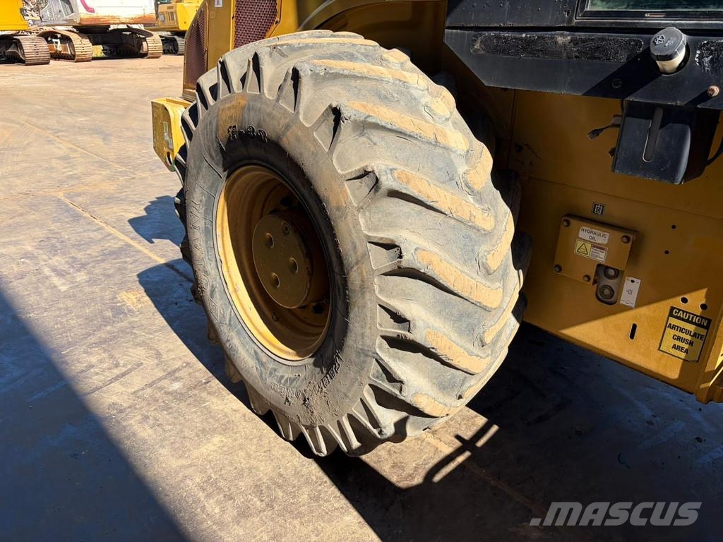 CAT CP76 (19t) Walzenzüge