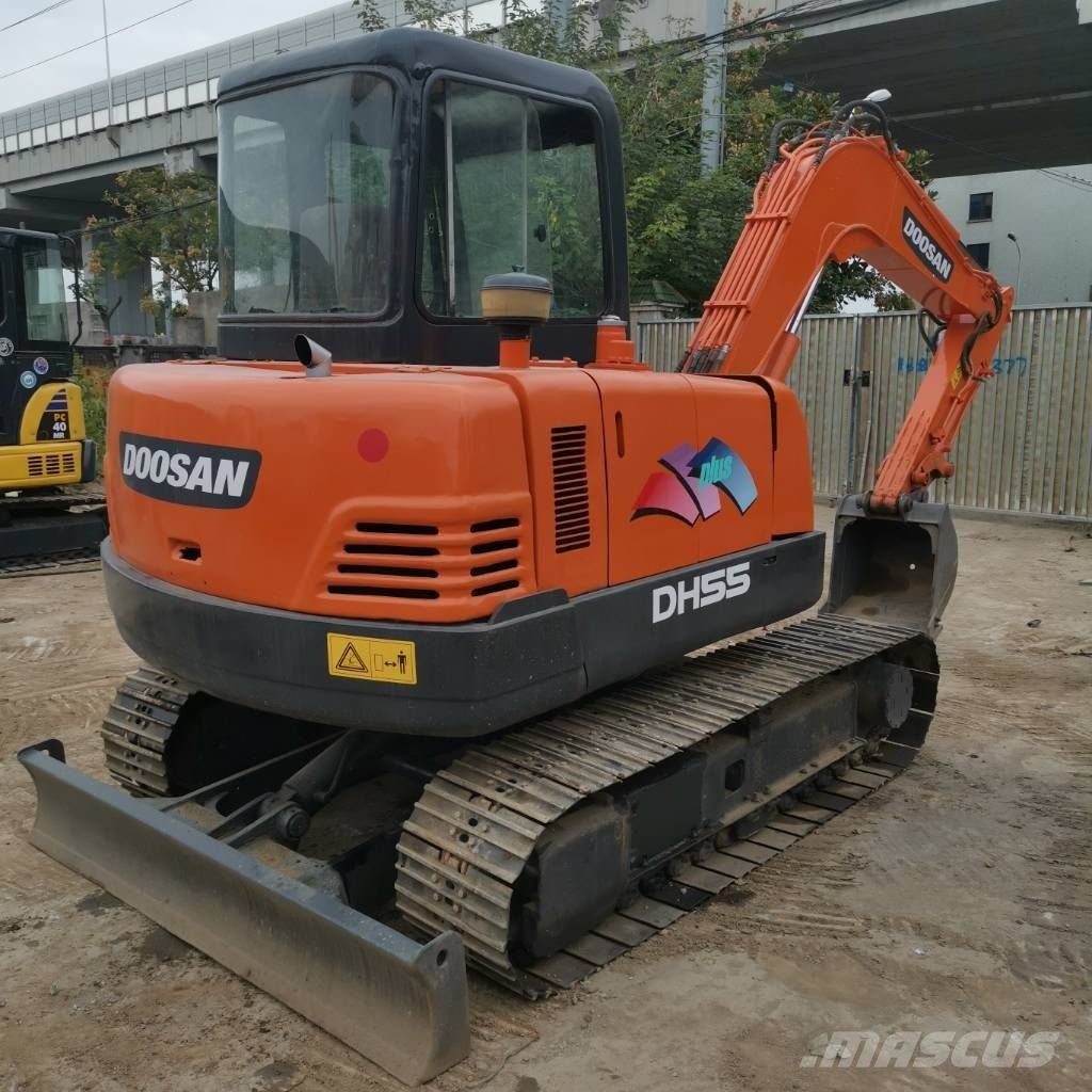 Doosan DH 55 Mini kotrók < 7t