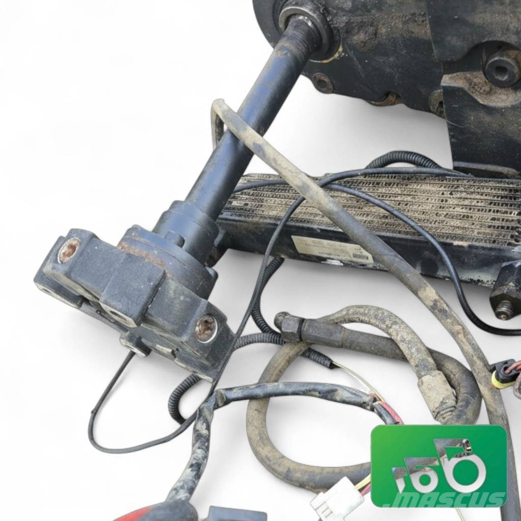 Valtra T150 Sauter 26025494A Front PTO Shaft Gearbox Rama i zawieszenie