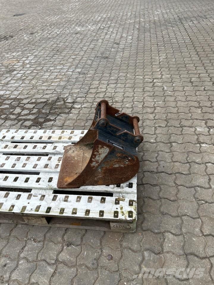  Øvrige Graveskovl, uden tænder Buckets