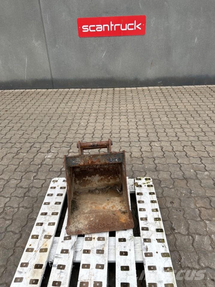 Øvrige Graveskovl, uden tænder Buckets