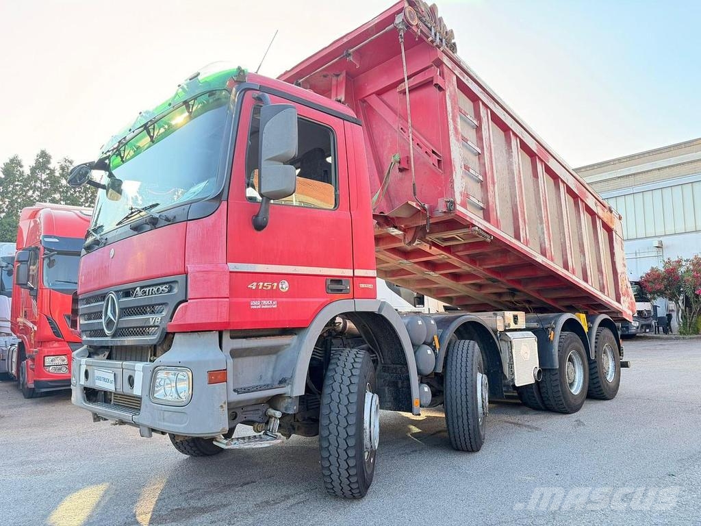 Mercedes-Benz Actros 41.51 덤프 트럭