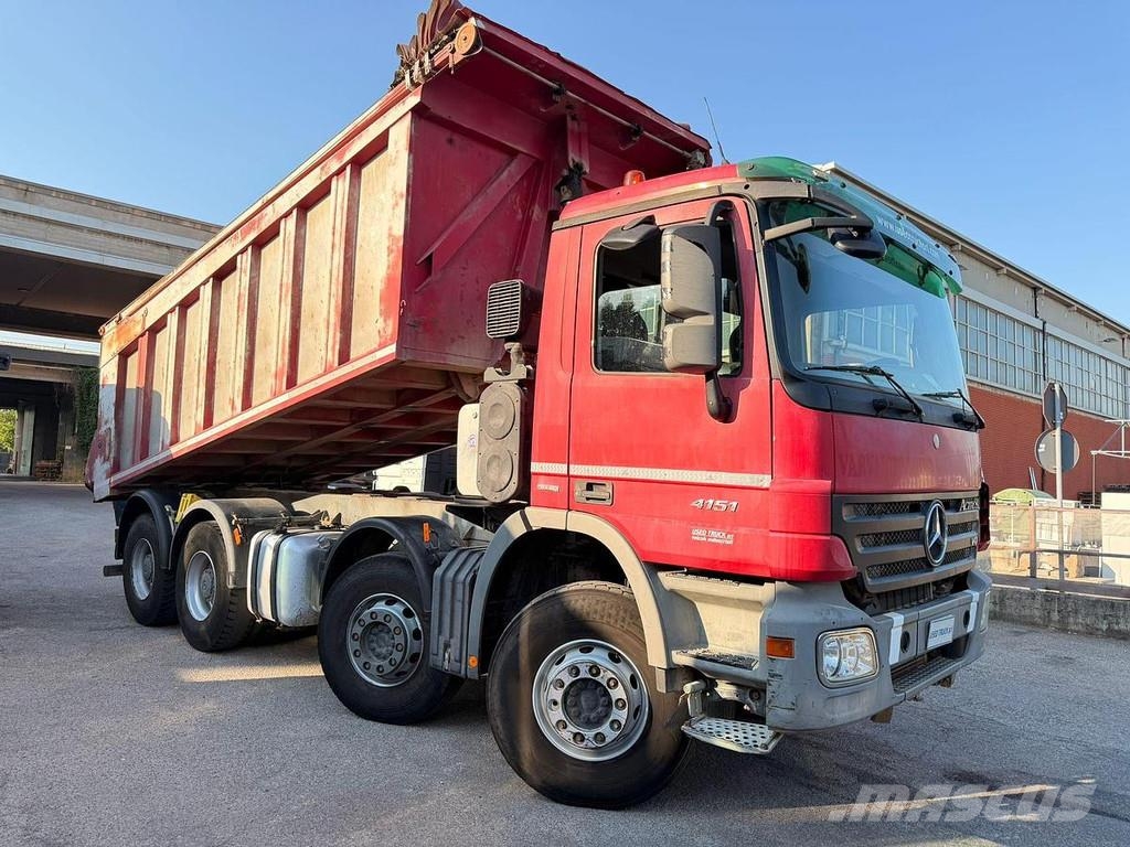 Mercedes-Benz Actros 41.51 덤프 트럭