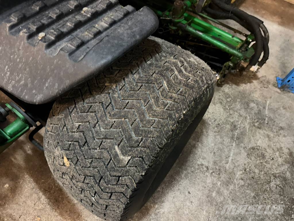 John Deere 8900 A PrecisionCut Kosilice za otvoren prostor