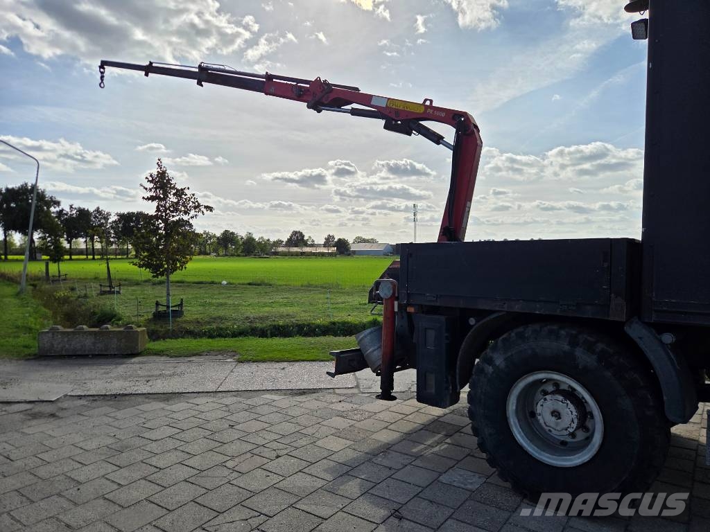 Iveco 4x4 Palifinger service truck workpace crane Camion plateau ridelle avec grue