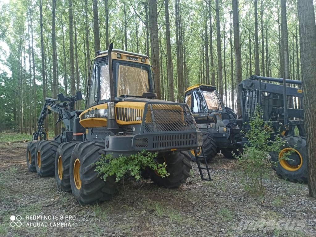 Ponsse Bear 8W ハーベスター
