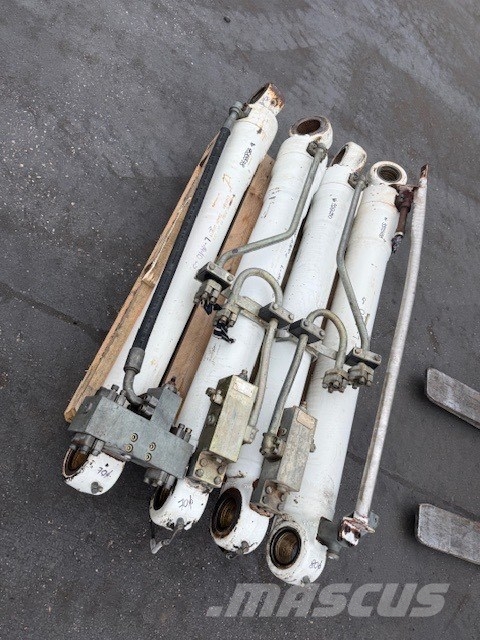 Liebherr A 904 C USED HYDRAULIC CYLINDER 유압식 기계