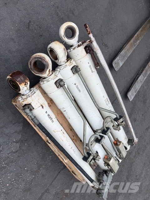 Liebherr A 904 C USED HYDRAULIC CYLINDER 유압식 기계