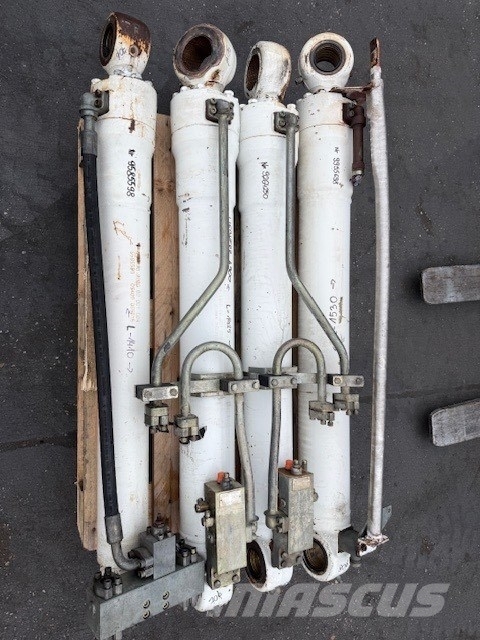 Liebherr A 904 C USED HYDRAULIC CYLINDER 유압식 기계