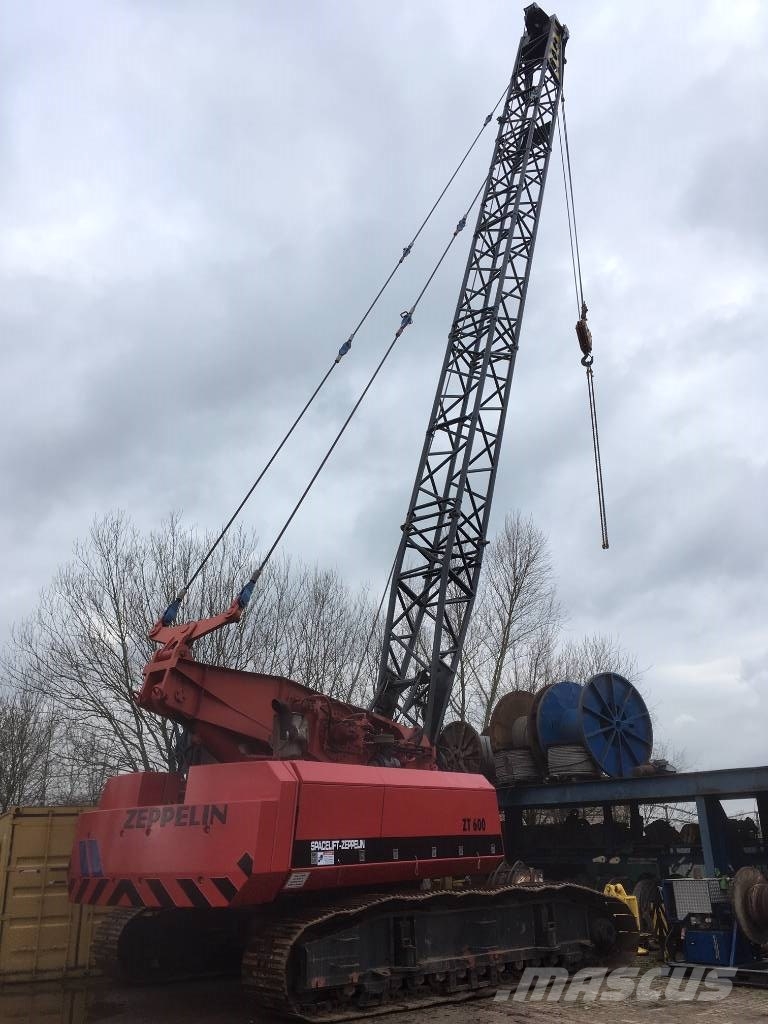 Zeppelin ZT 600 Dvigala na gosenicah
