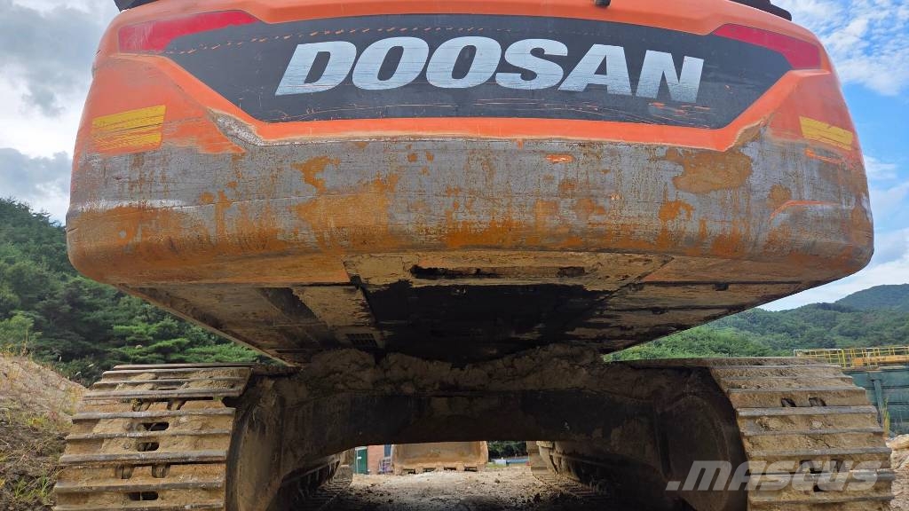 Doosan DX 300 LC-5 履帶式 挖土機/掘鑿機/挖掘機