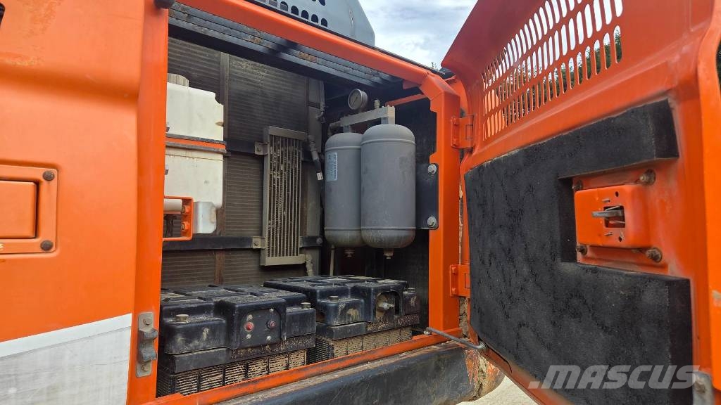 Doosan DX 300 LC-5 履帶式 挖土機/掘鑿機/挖掘機