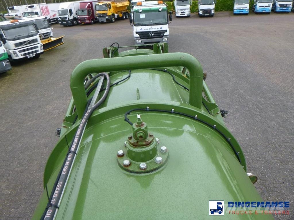 Volvo FM7 290 6X4 RHD vacuum tank 13.7 m3 Vákuum teherautok