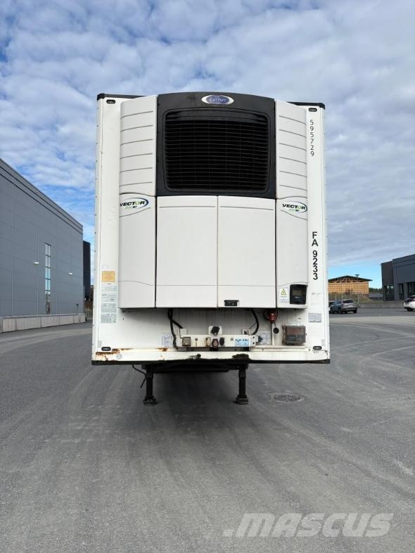 Schmitz Cargobull Trailer Reefer Flower Width & Dual Temp & Double S Temperature controlled semi-trailers