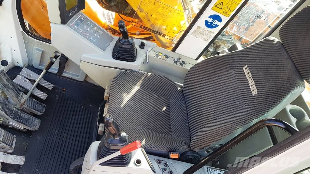 Liebherr Kettenbagger R924B HDSL Litronic, SW48 Likufix Raupenbagger