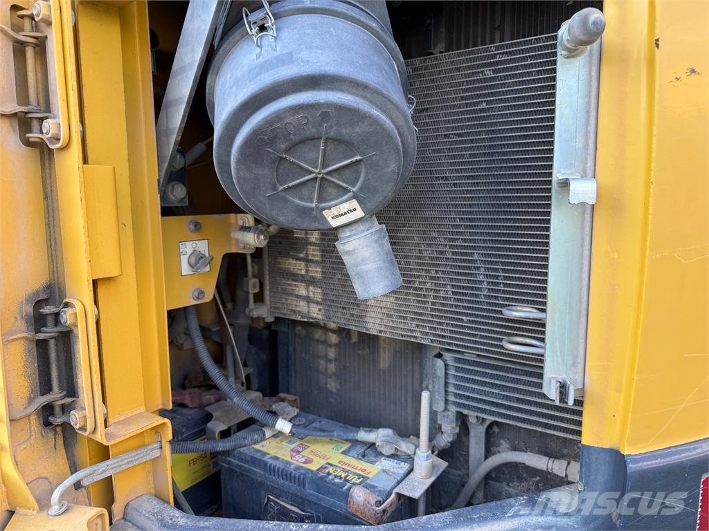 Komatsu PC118MR Bageri gusjeničari