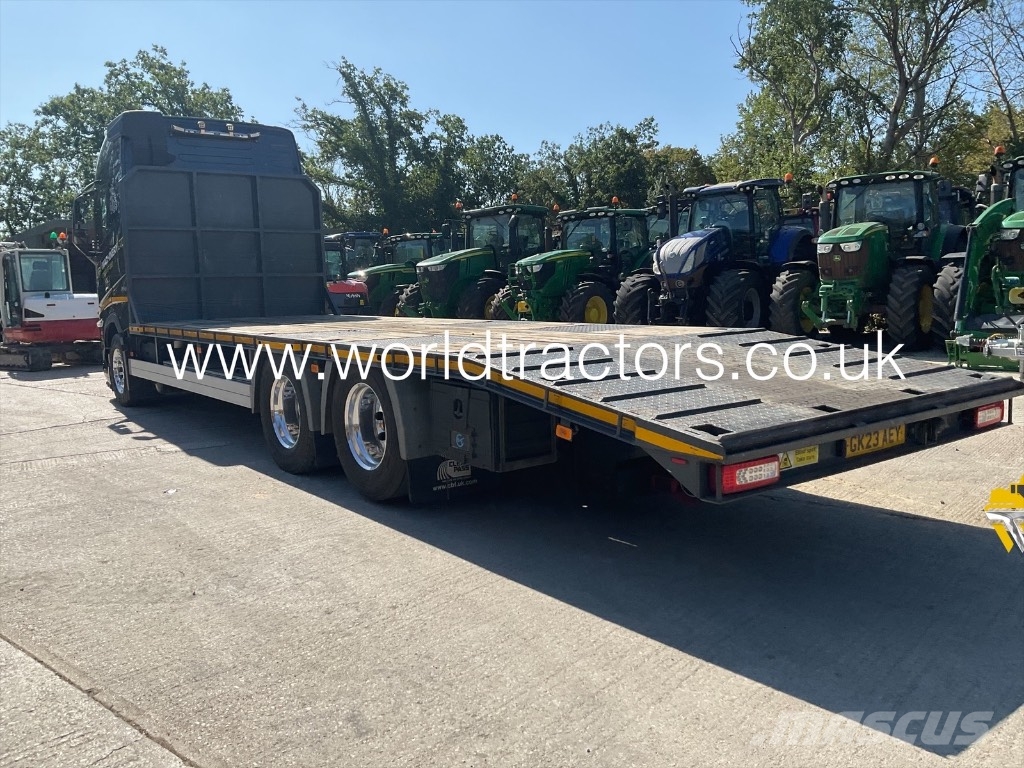 Volvo FH 16 750 Camiones de superficie plana/cabrestantes