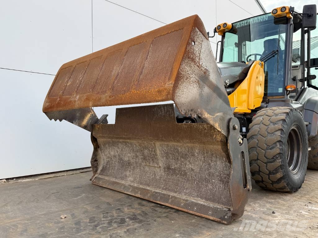 Mecalac AS900 - Bucket + Forks / Mecalac Kolesni nakladalci