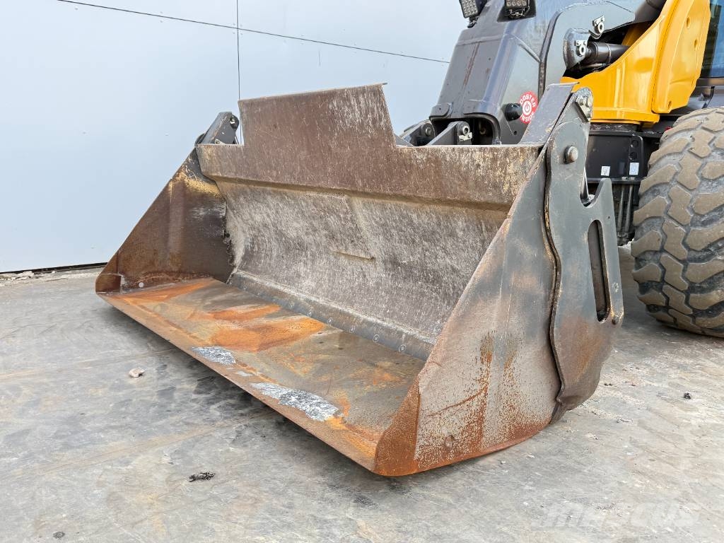 Mecalac AS900 - Bucket + Forks / Mecalac Kolesni nakladalci