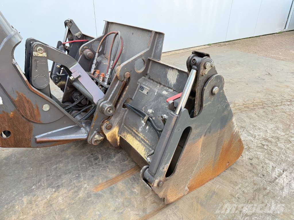 Mecalac AS900 - Bucket + Forks / Mecalac Kolesni nakladalci